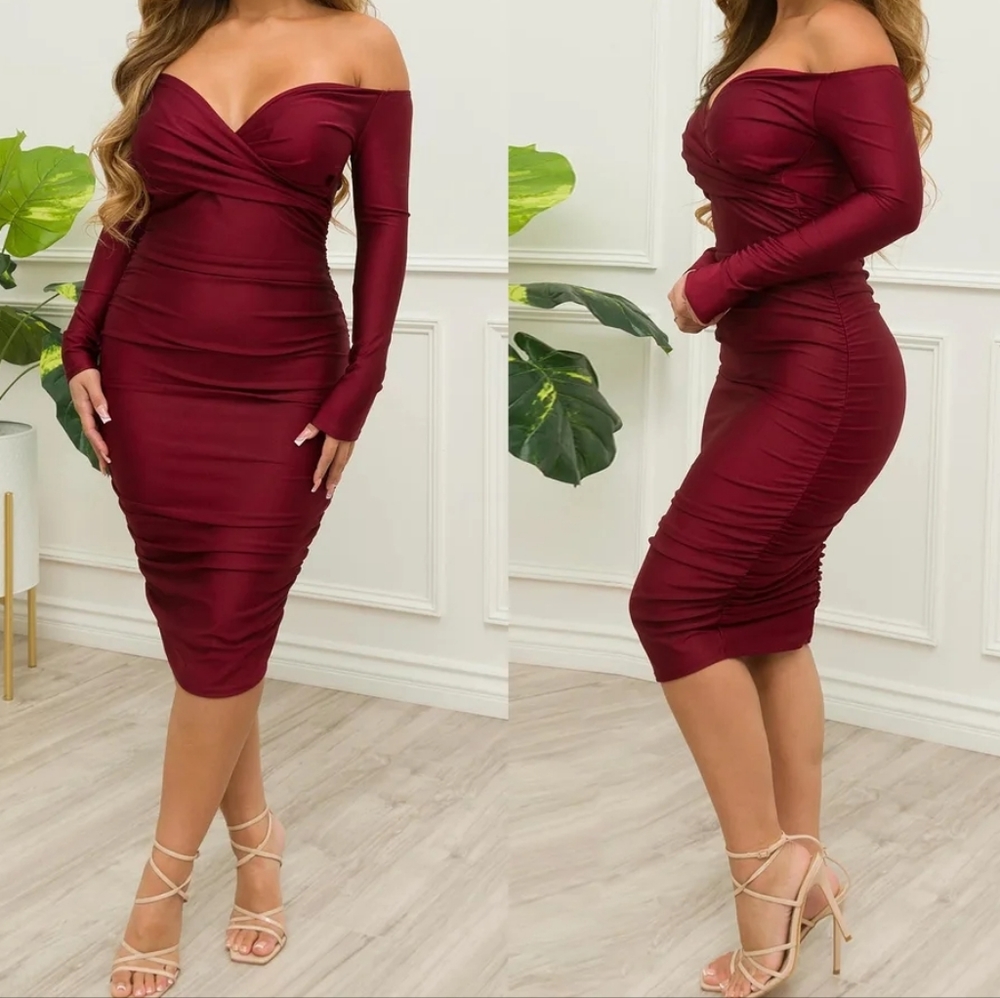 Fashion ruched midi dress red wine color new size XXL.